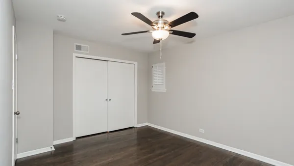 $274,900 | 10630 West Cermak Road, Unit 2E, Westchester, IL 60154