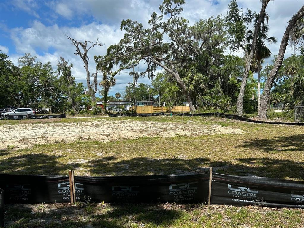 7814 Chapel Avenue Port Richey, FL 34668 - Photo 2 of 6 a view of a ocean view