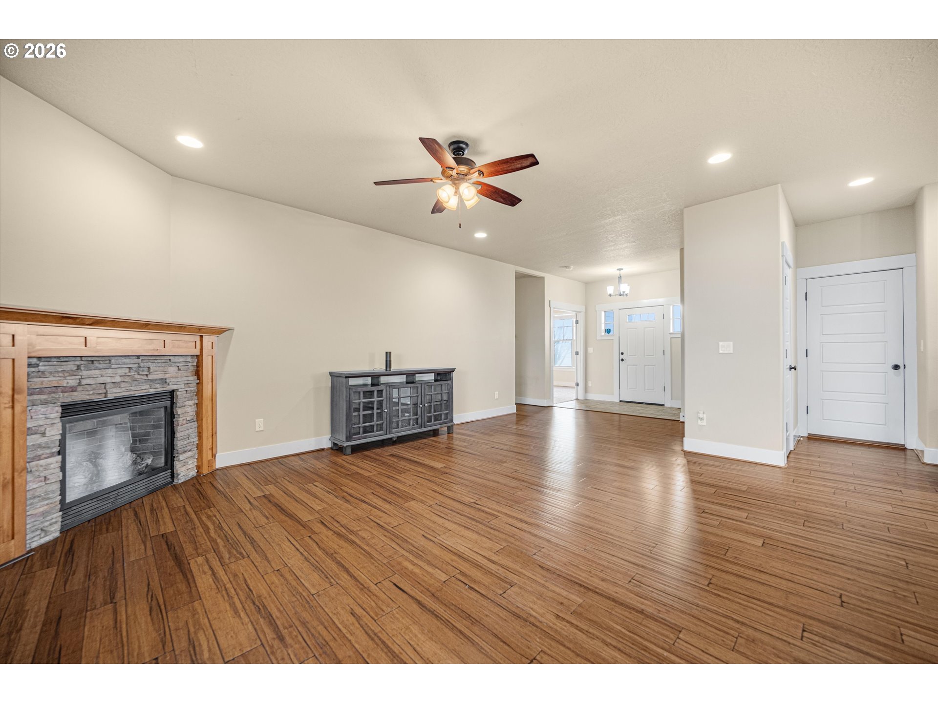 380 Northwest Reed Lane Dallas, OR 97338 - Photo 13 of 42