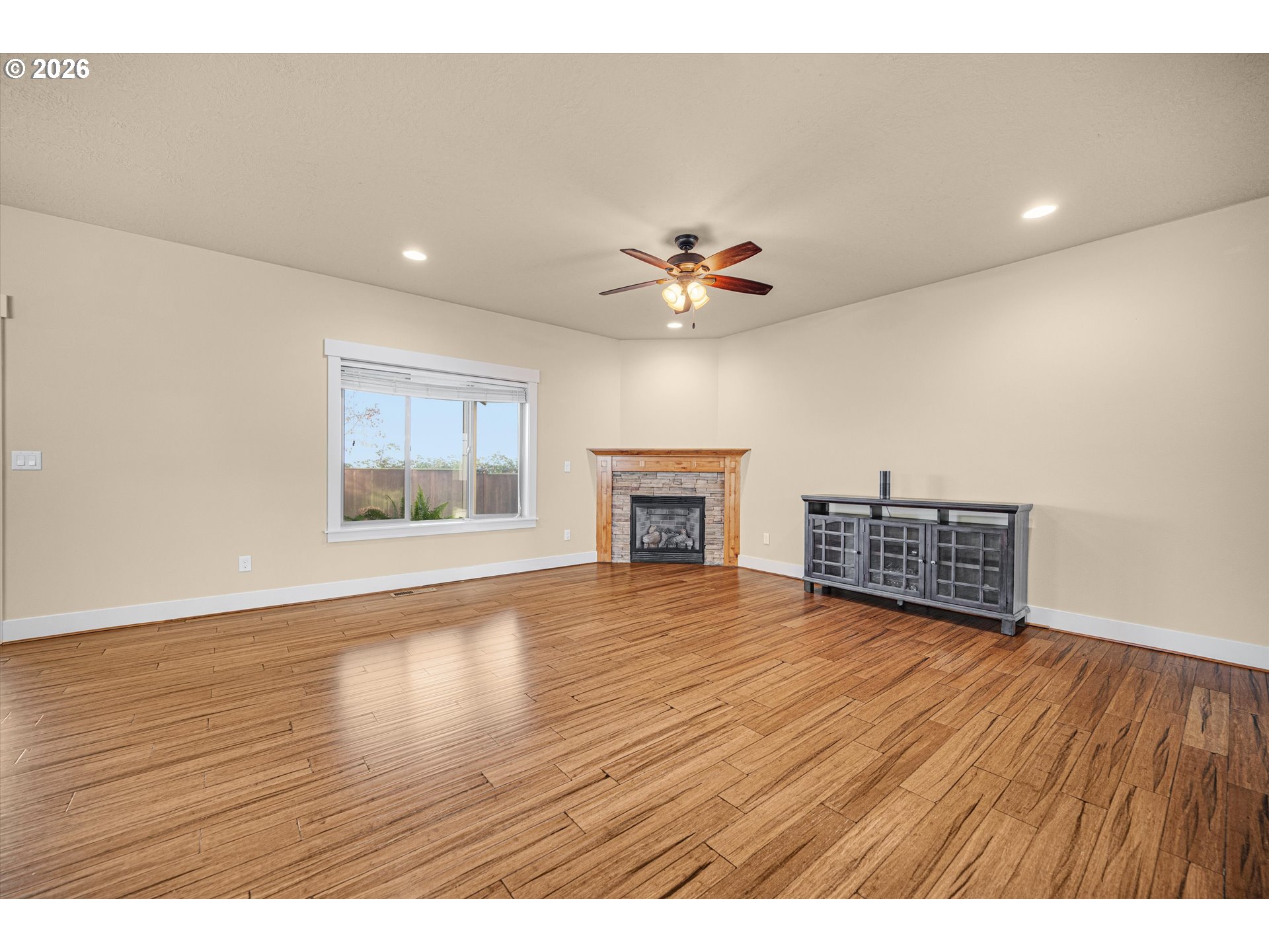 380 Northwest Reed Lane Dallas, OR 97338 - Photo 14 of 42