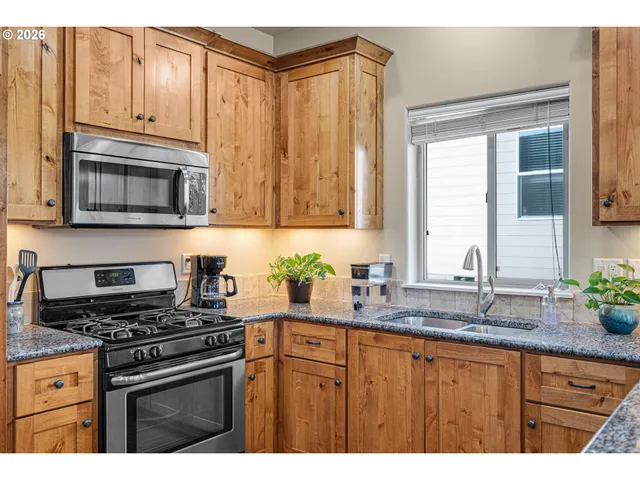 $505,000 | 380 Northwest Reed Lane, Dallas, OR 97338