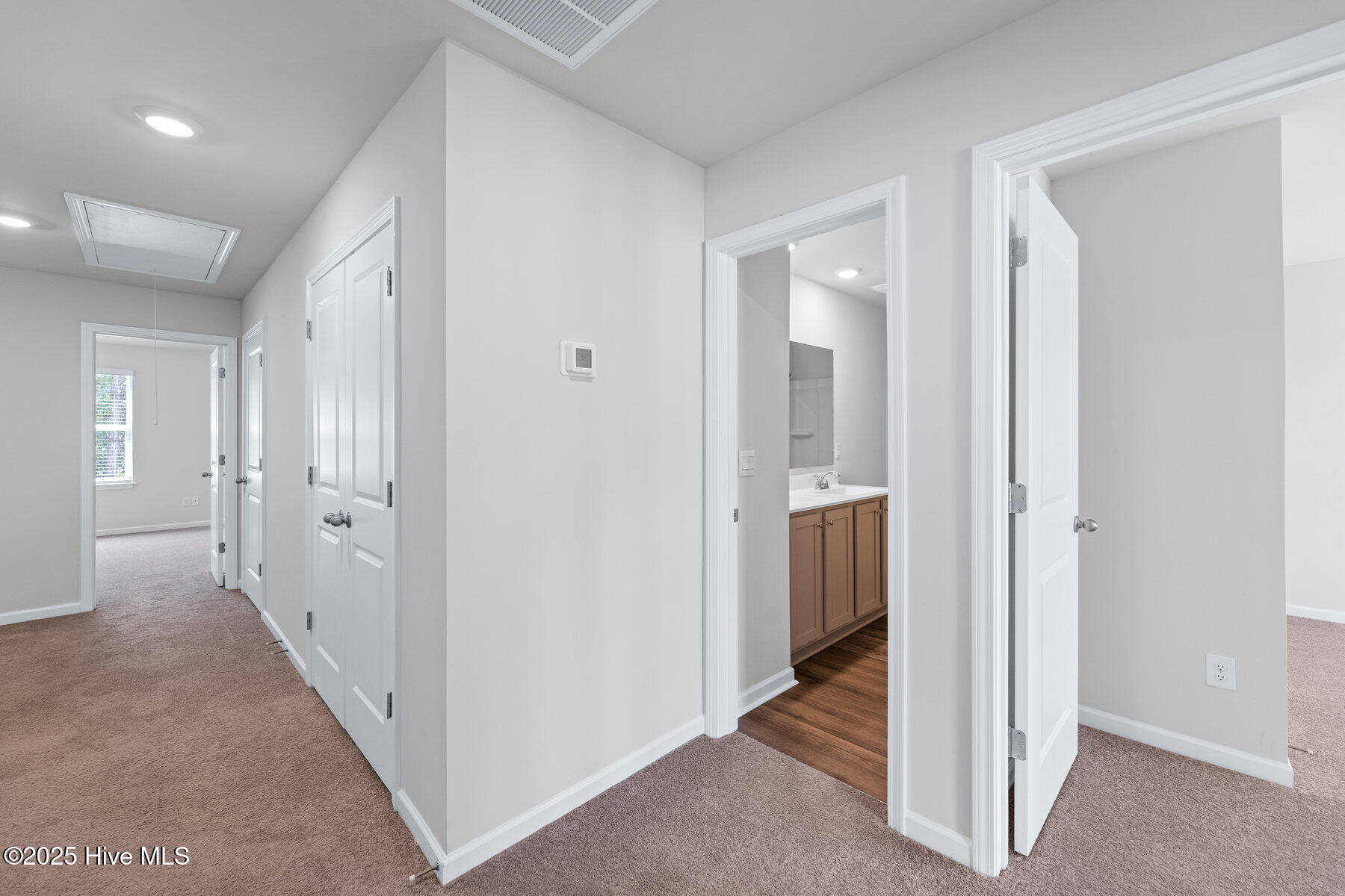 1508 Dove Shell Way Wilmington, NC 28405 - Photo 17 of 25 Upstairs Hallway