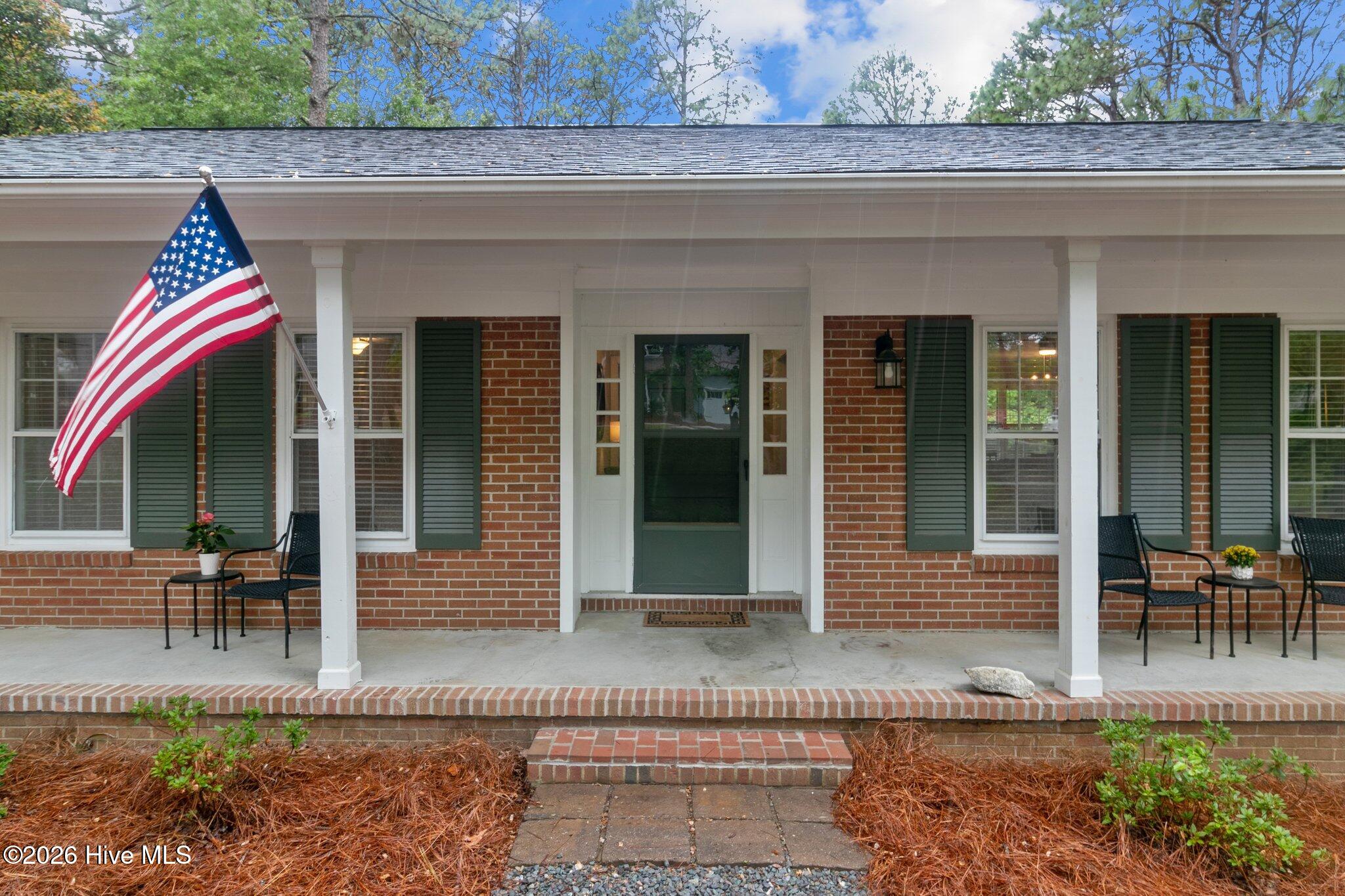450 Crestview Road Southern Pines, NC 28387 - Photo 5 of 40 3-web-or-mls-IMG_8833