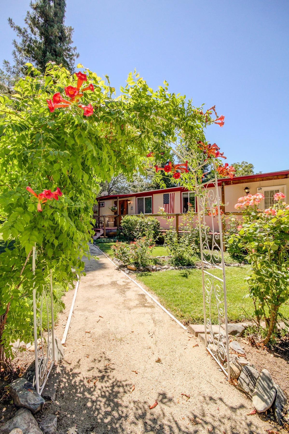 17555 North Applegate Road Grants Pass, OR 97527 - Photo 14 of 25 Additional Photo