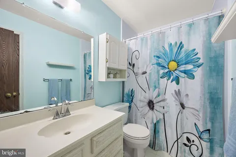 $315,000 | 5415 Doral Drive, Wilmington, DE 19808