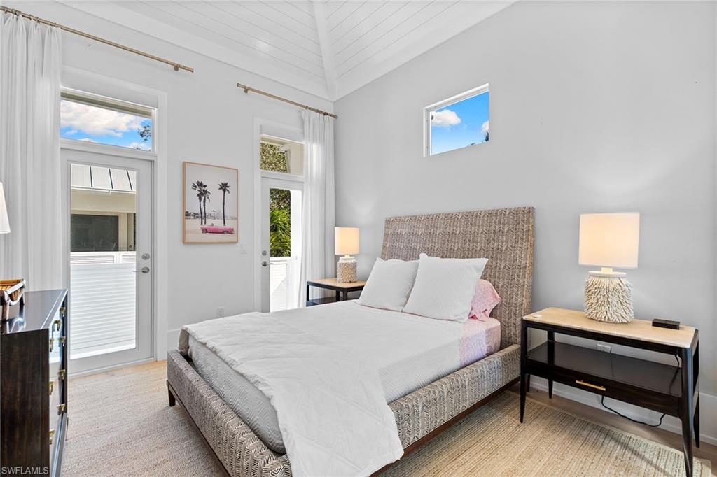 685 2nd Street South Naples, FL 34102 - Photo 20 of 50