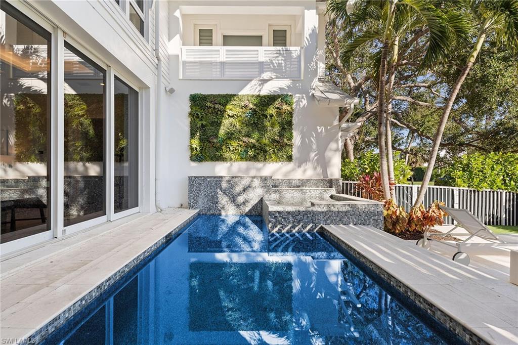 685 2nd Street South Naples, FL 34102 - Photo 34 of 50