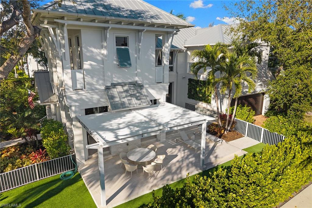 685 2nd Street South Naples, FL 34102 - Photo 46 of 50