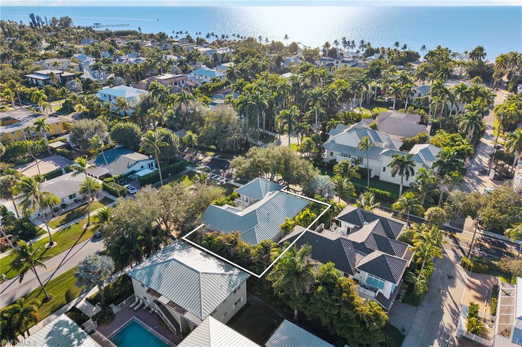 685 2nd Street South Naples, FL 34102 - Photo 47 of 50