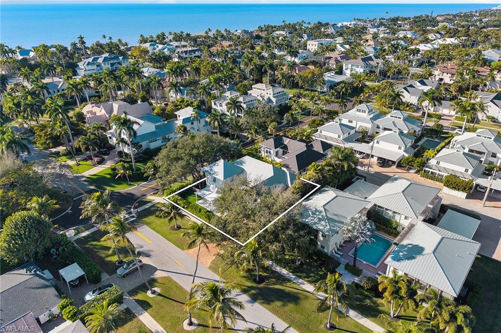 685 2nd Street South Naples, FL 34102 - Photo 49 of 50