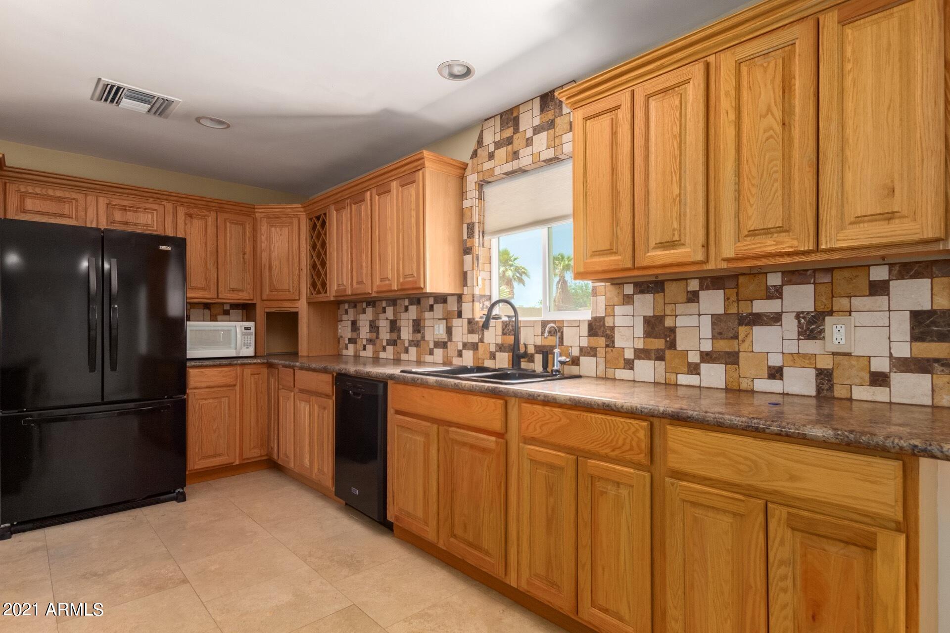 1608 West Inverness Drive Tempe, AZ 85282 - Photo 8 of 23