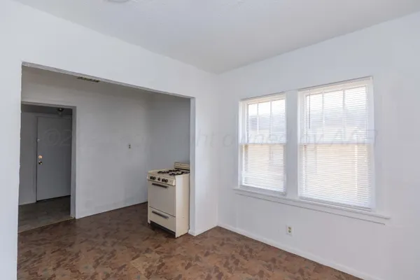 $55,000 | 1129 East Francis Avenue, Pampa, TX 79065