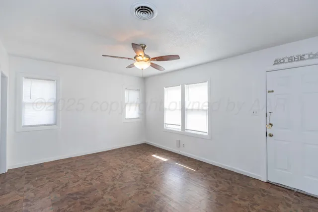 $55,000 | 1129 East Francis Avenue, Pampa, TX 79065