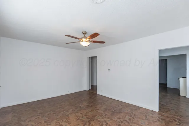 $55,000 | 1129 East Francis Avenue, Pampa, TX 79065