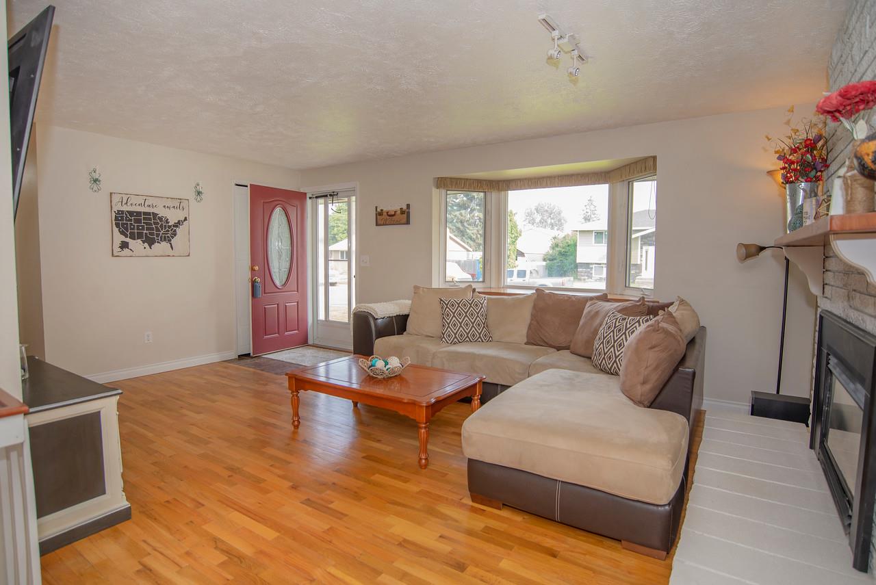 19004 East Riverside Avenue Spokane Valley, WA 99016 - Photo 3 of 20 Gallery Image 3