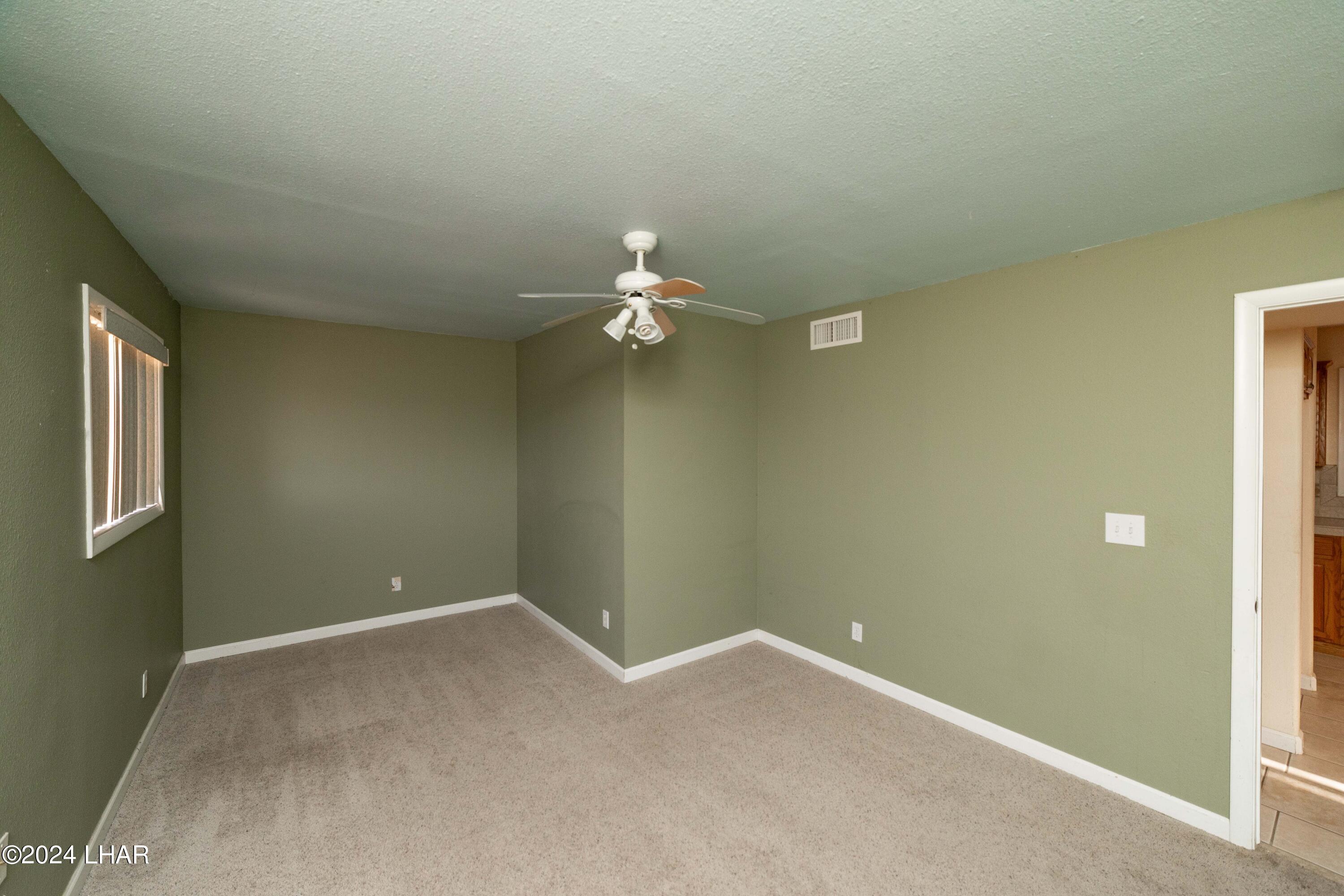 5650 North Laguna Road Golden Valley, AZ 86413 - Photo 15 of 29 5650 N Laguna Rd20