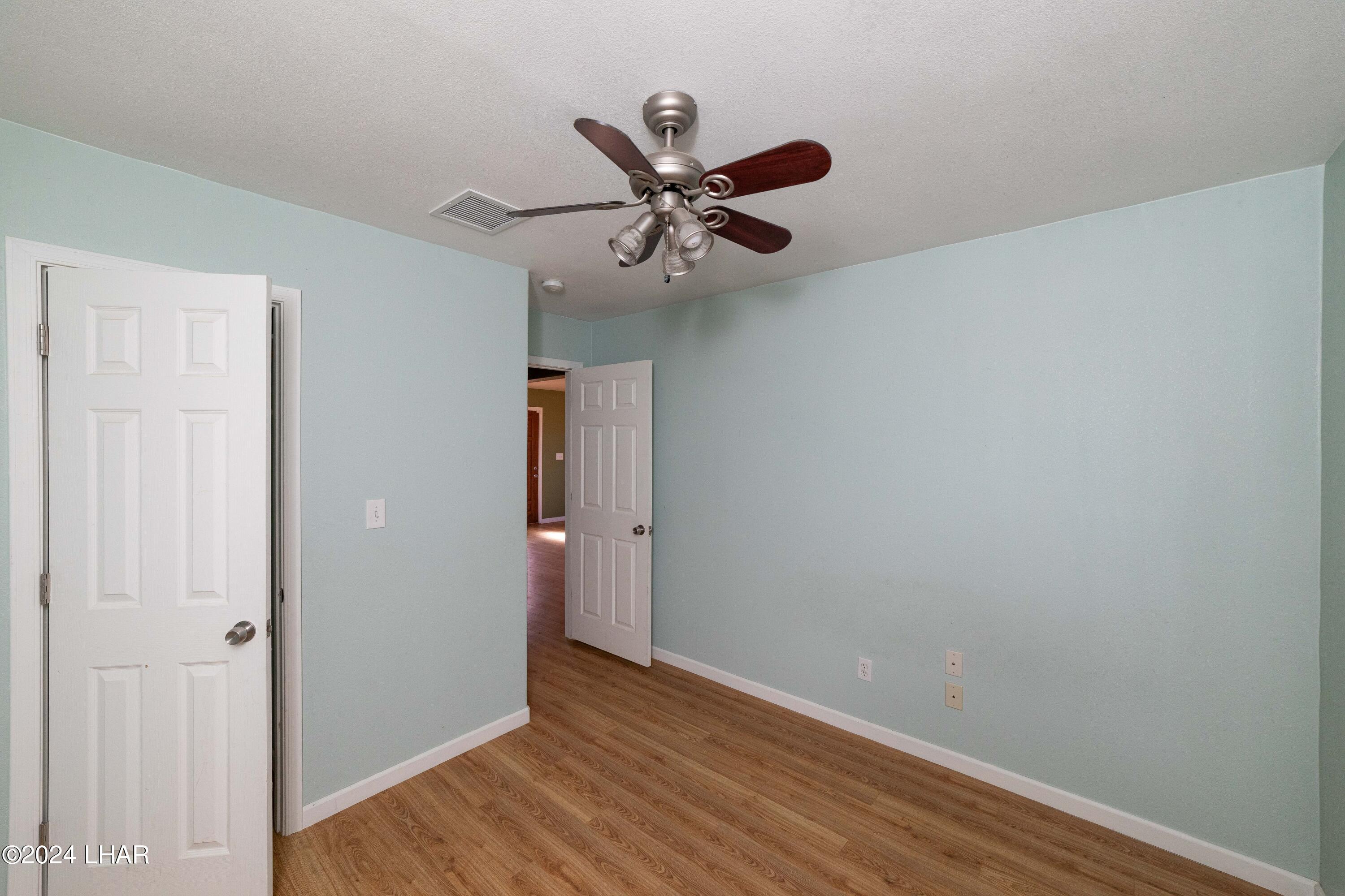 5650 North Laguna Road Golden Valley, AZ 86413 - Photo 27 of 29 5650 N Laguna Rd7