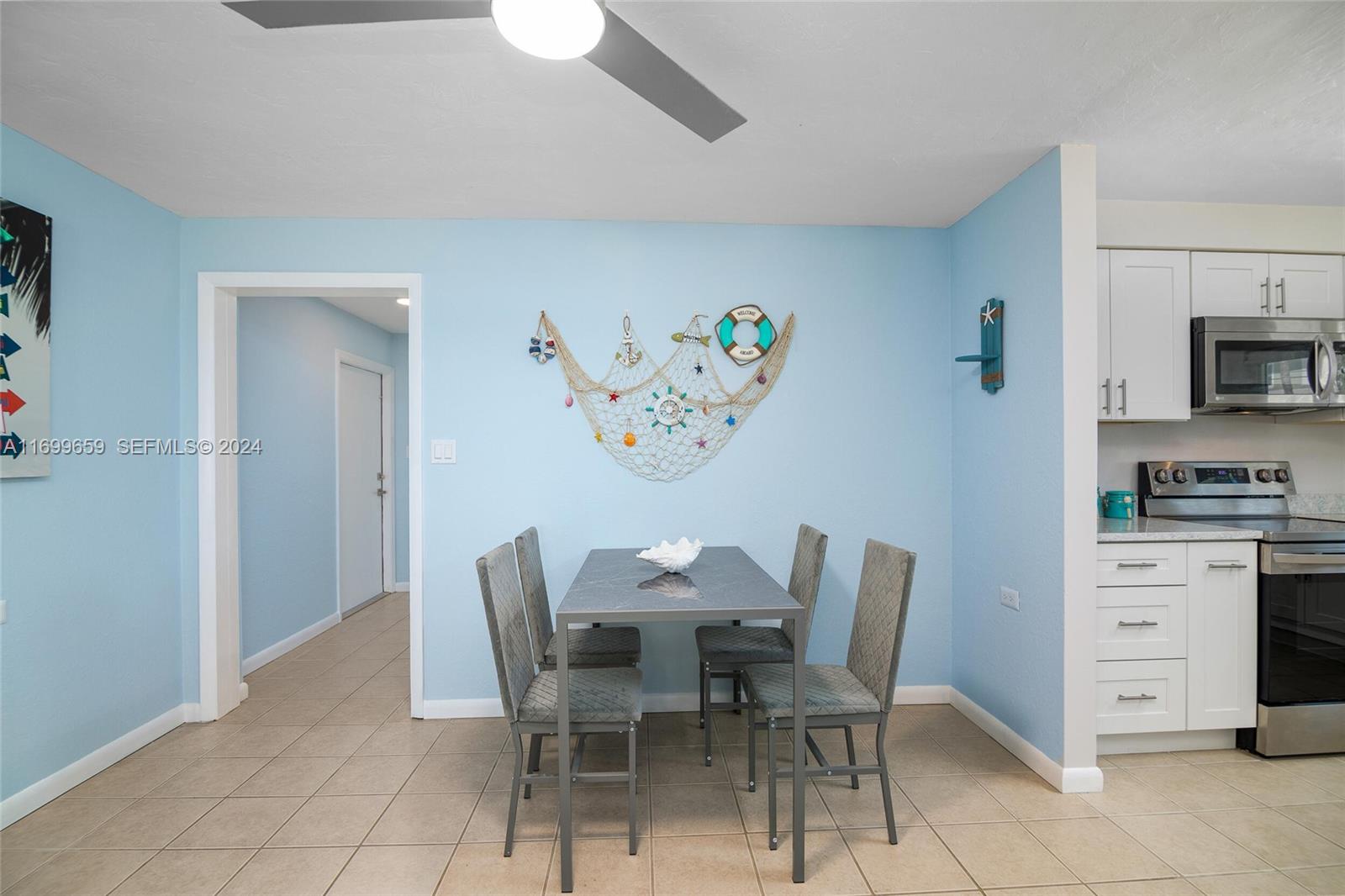 7951 Gulfstream Boulevard Marathon, FL 33050 - Photo 16 of 60 a view of a dining room with furniture