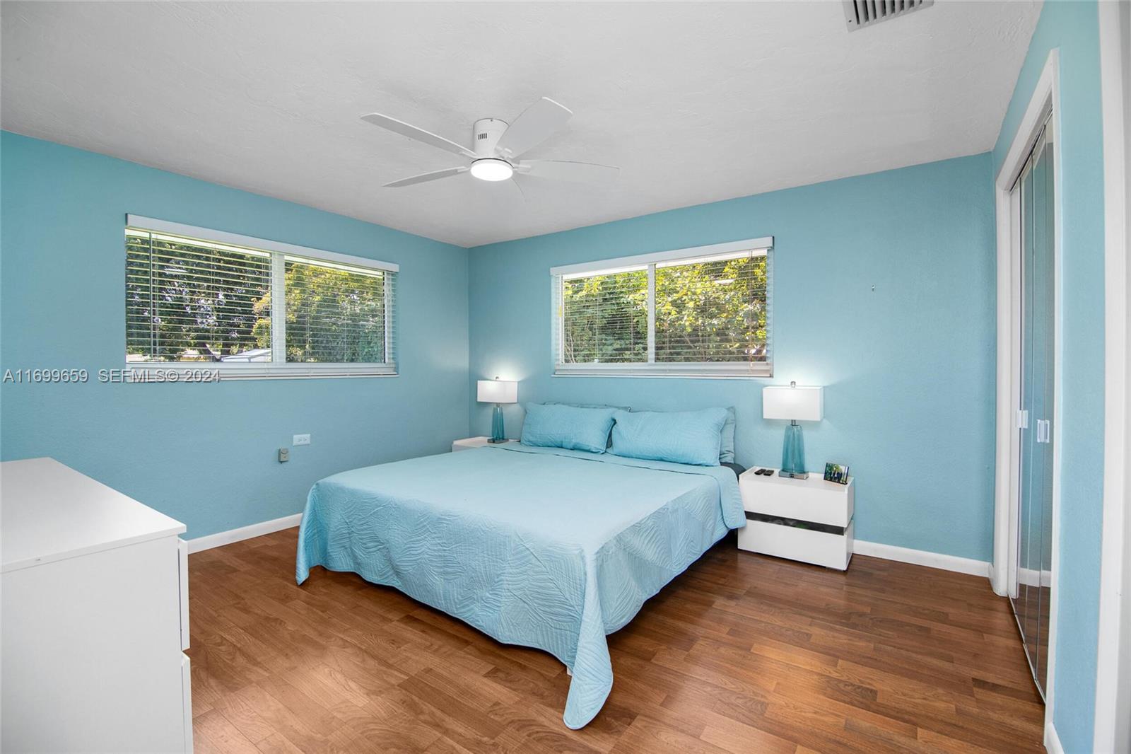 7951 Gulfstream Boulevard Marathon, FL 33050 - Photo 21 of 60 a bedroom with a bed and window