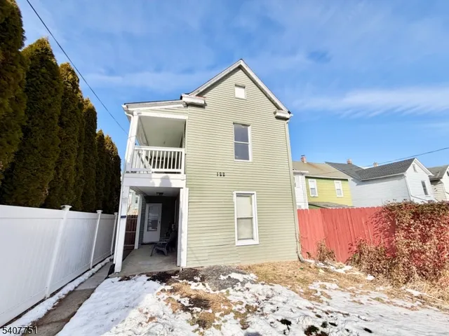 $1,950 | 122 Summit Avenue, Phillipsburg, NJ 08865