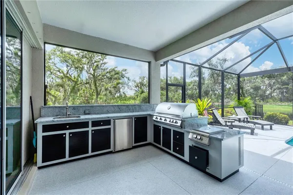 $1,050,000 | 16038 39th Glen East, Parrish, FL 34219