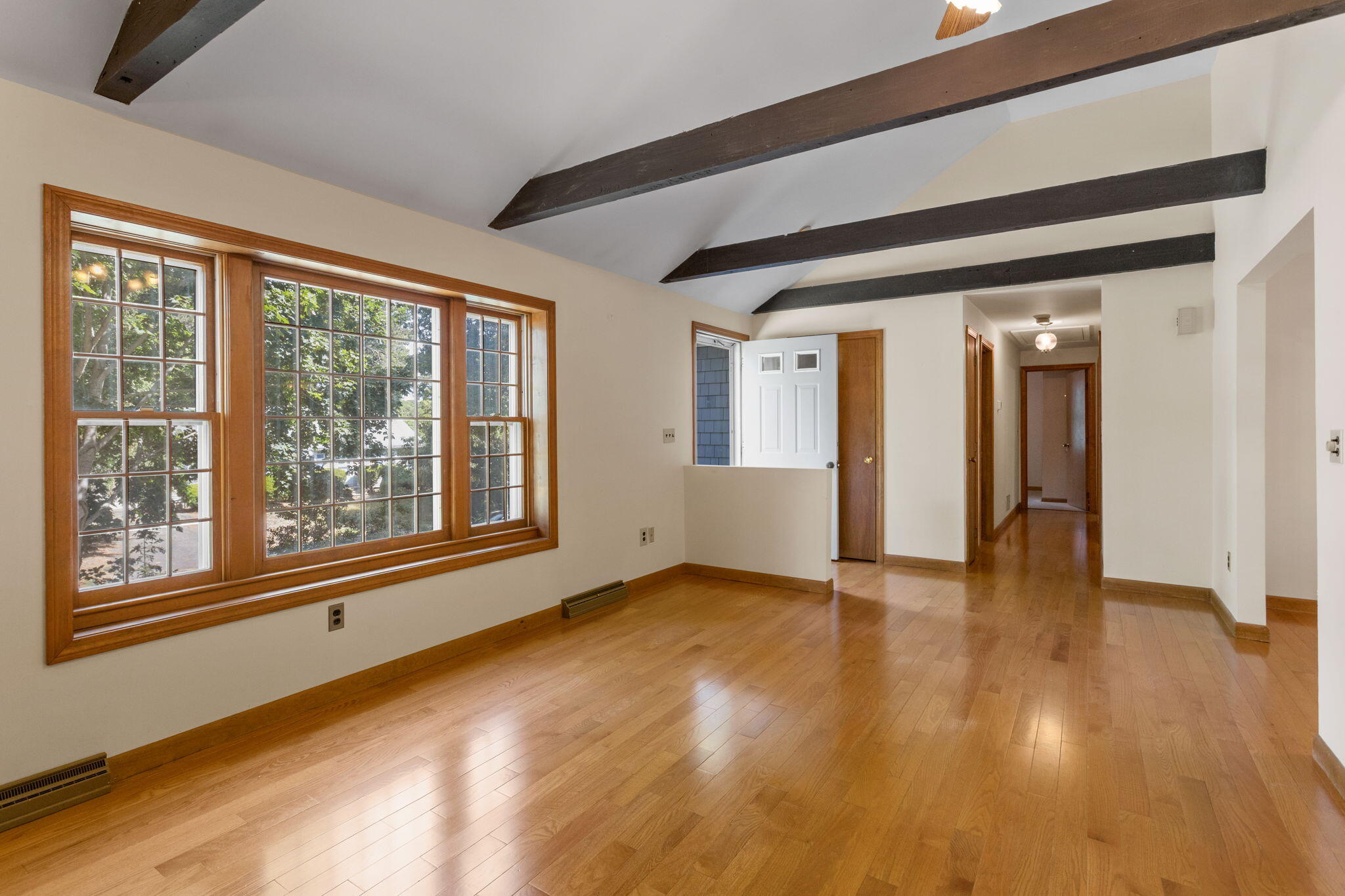 89 Pompano Road Yarmouth Port, MA 02675 - Photo 5 of 41 Living Room