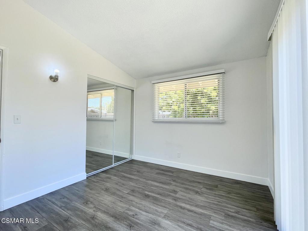 1507 Buster Street Simi Valley, CA 93065 - Photo 14 of 32