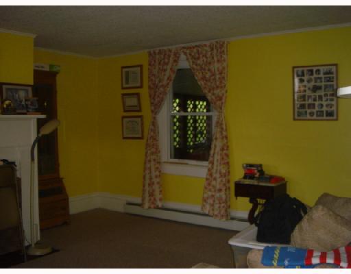 319 South Second Street Apollo, PA 15613 - Photo 5 of 15 Den/Family/Great Room.