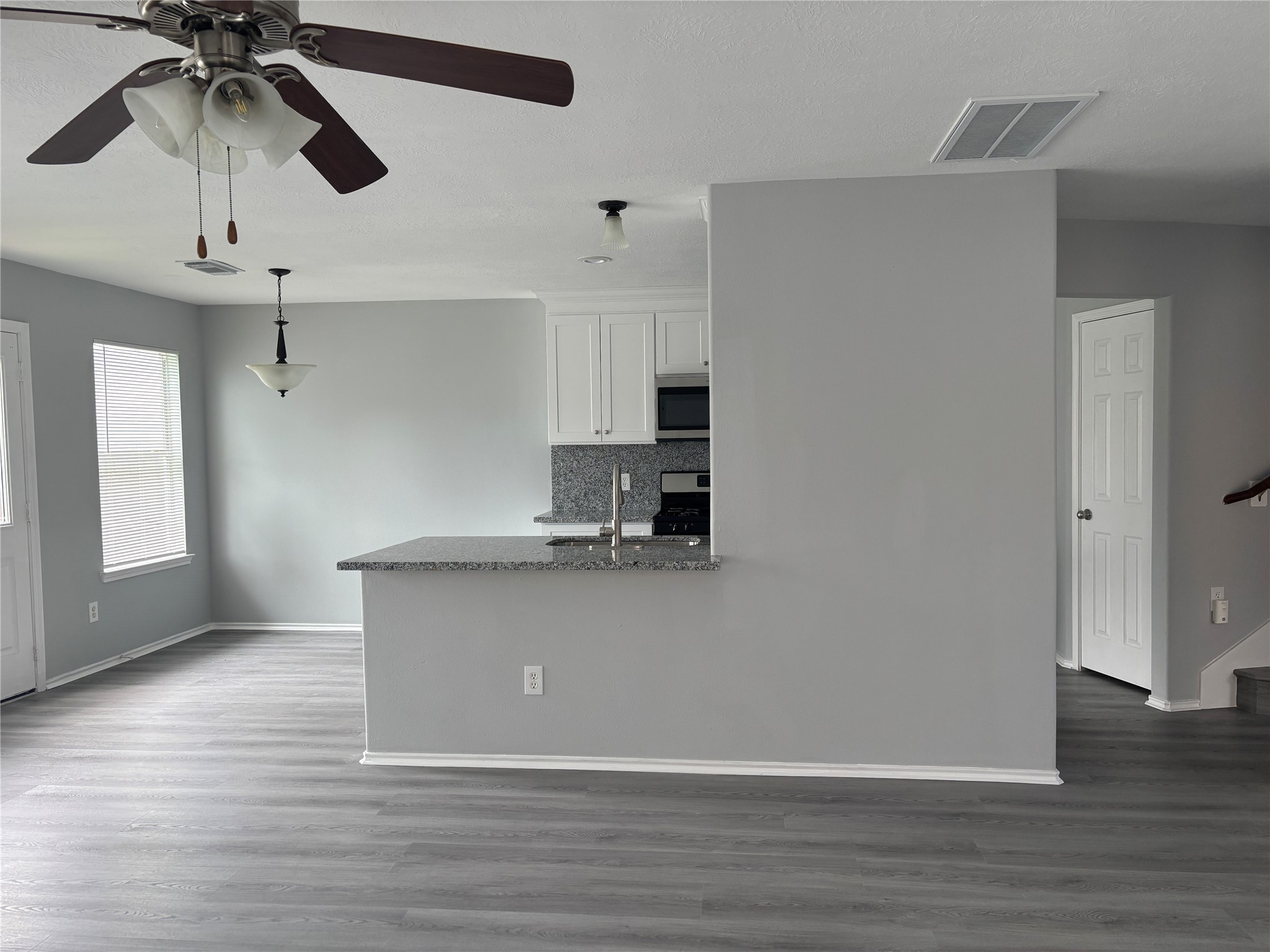 13642 Rural Oak Street Houston, TX 77034 - Photo 10 of 38