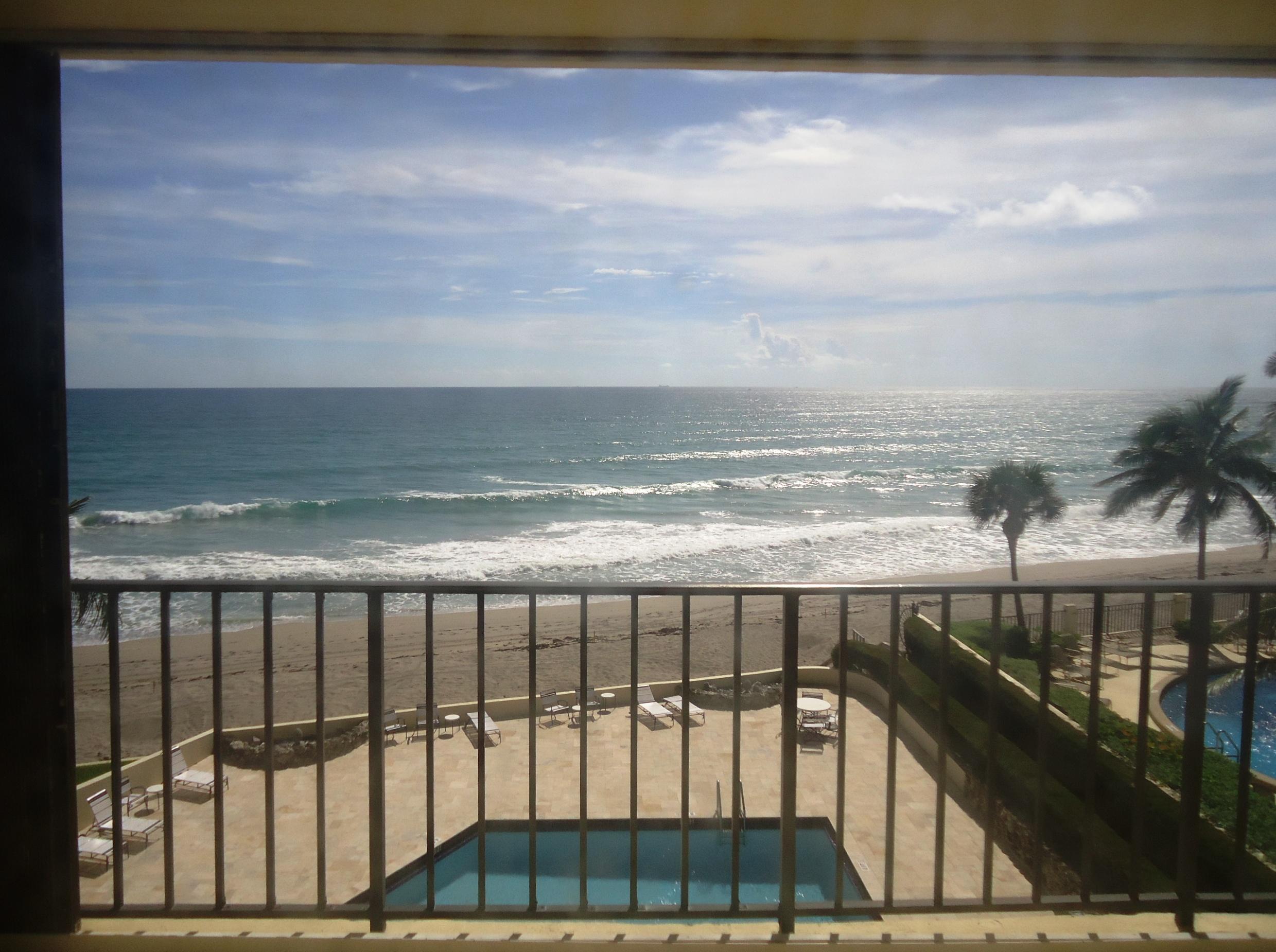 200 South Beach Road, Unit 303 Tequesta, FL 33469 - Photo 1 of 17 LIVING ROOM VIEW