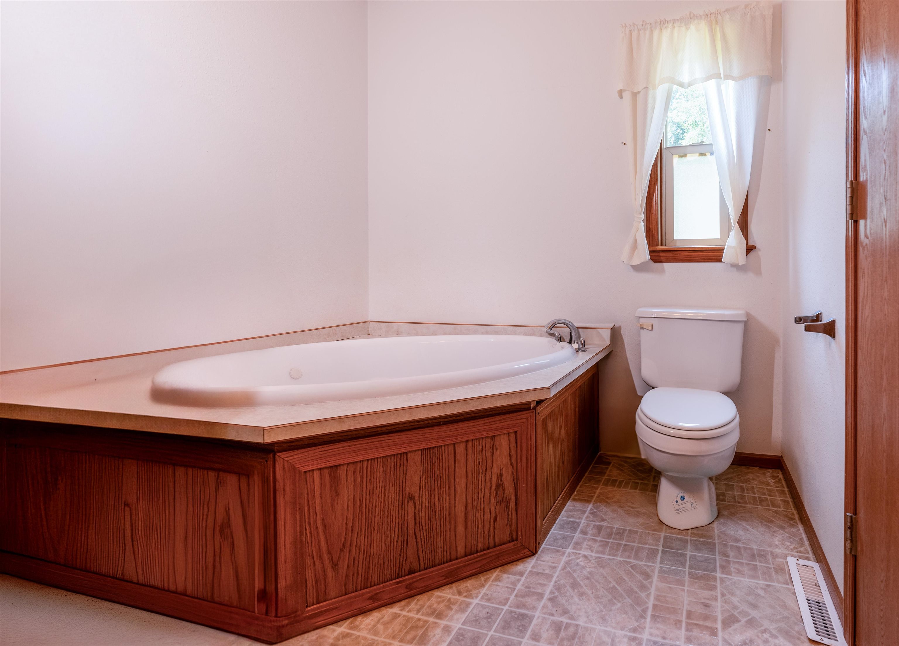 64500 Setzke Road Ashland, WI 54806 - Photo 16 of 36