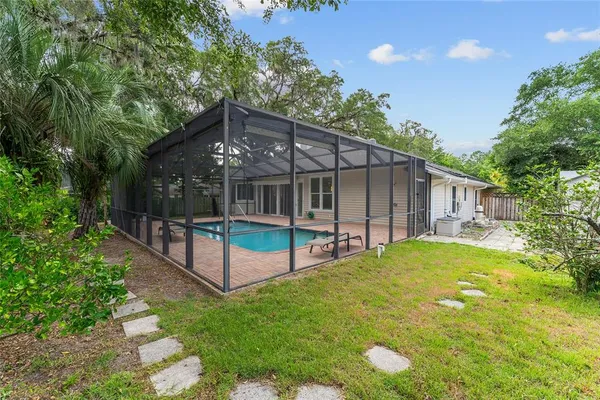 $3,550 | 10106 Northwest 13th Avenue, Gainesville, FL 32606