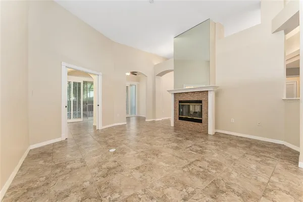 $3,550 | 10106 Northwest 13th Avenue, Gainesville, FL 32606