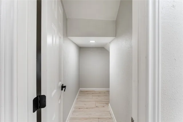 $2,100 | 9425 Fondren Road, Houston, TX 77074