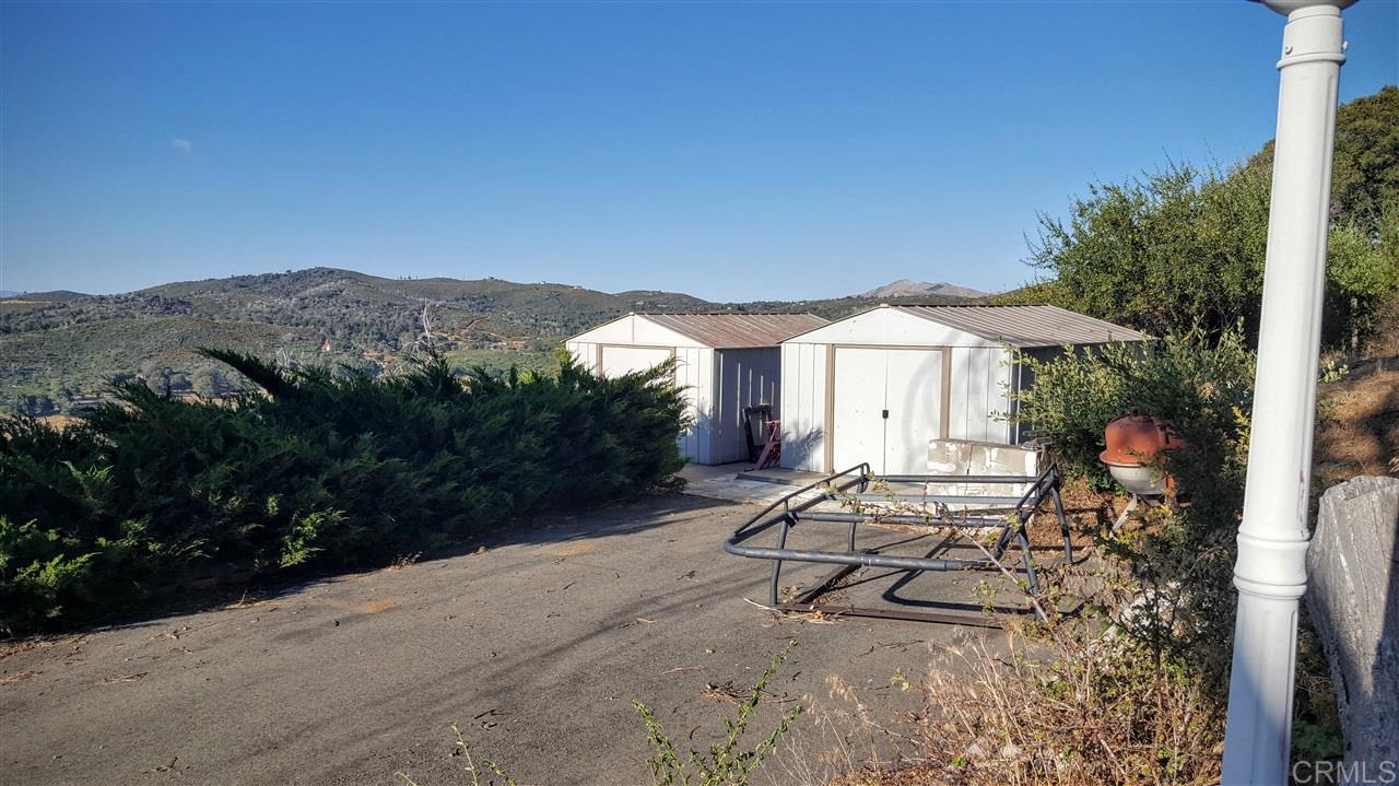 16686 Iron Springs Road Julian, CA 92036 - Photo 11 of 25 Gallery Image 11