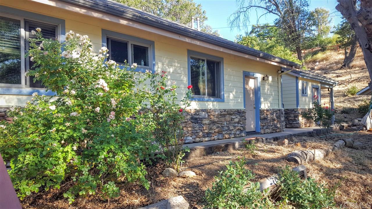 16686 Iron Springs Road Julian, CA 92036 - Photo 4 of 25 Gallery Image 4