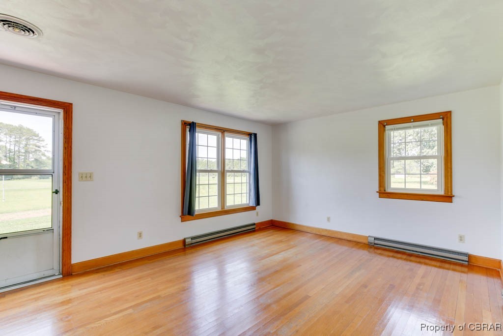 411 Piney Point Road Onemo, VA 23130 - Photo 6 of 37