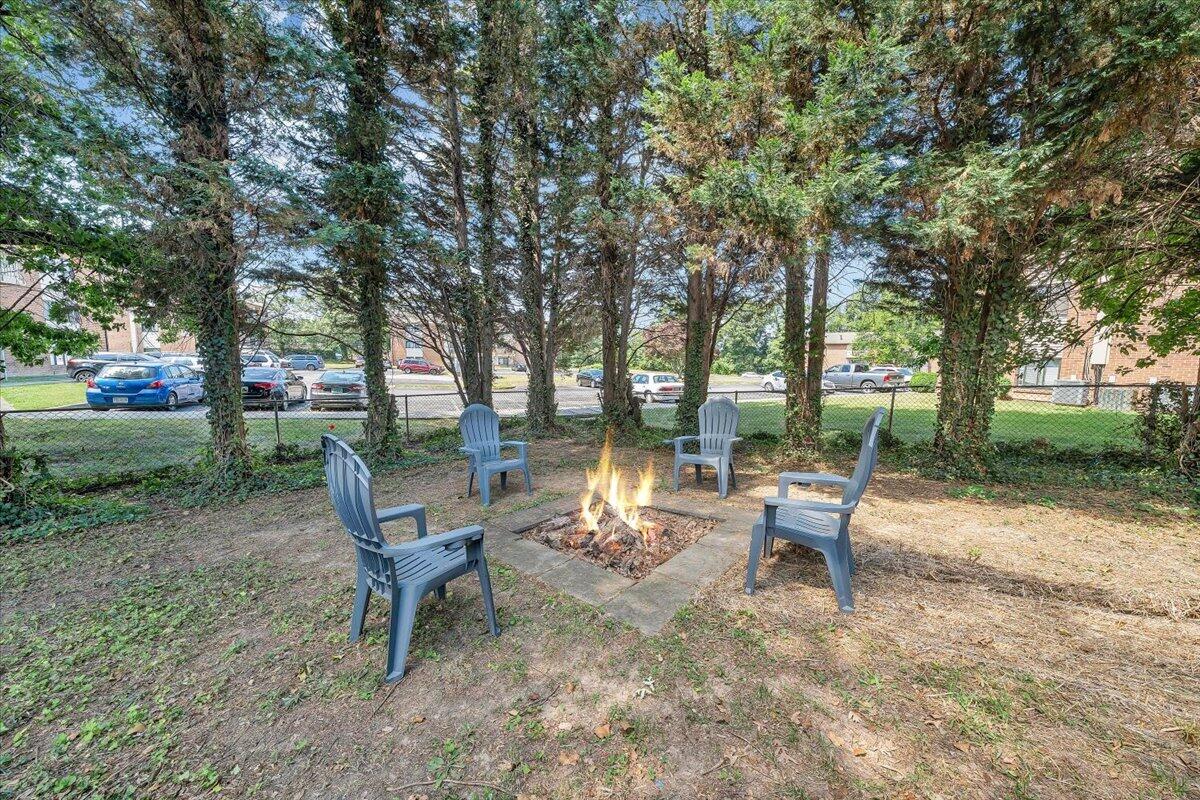 105 Barnett Road Salem, VA 24153 - Photo 36 of 44 36-MIB02652