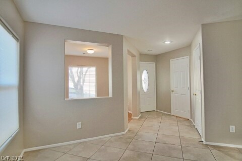 8353 Transvaal Blue Street Las Vegas, NV 89139 - Photo 4 of 27