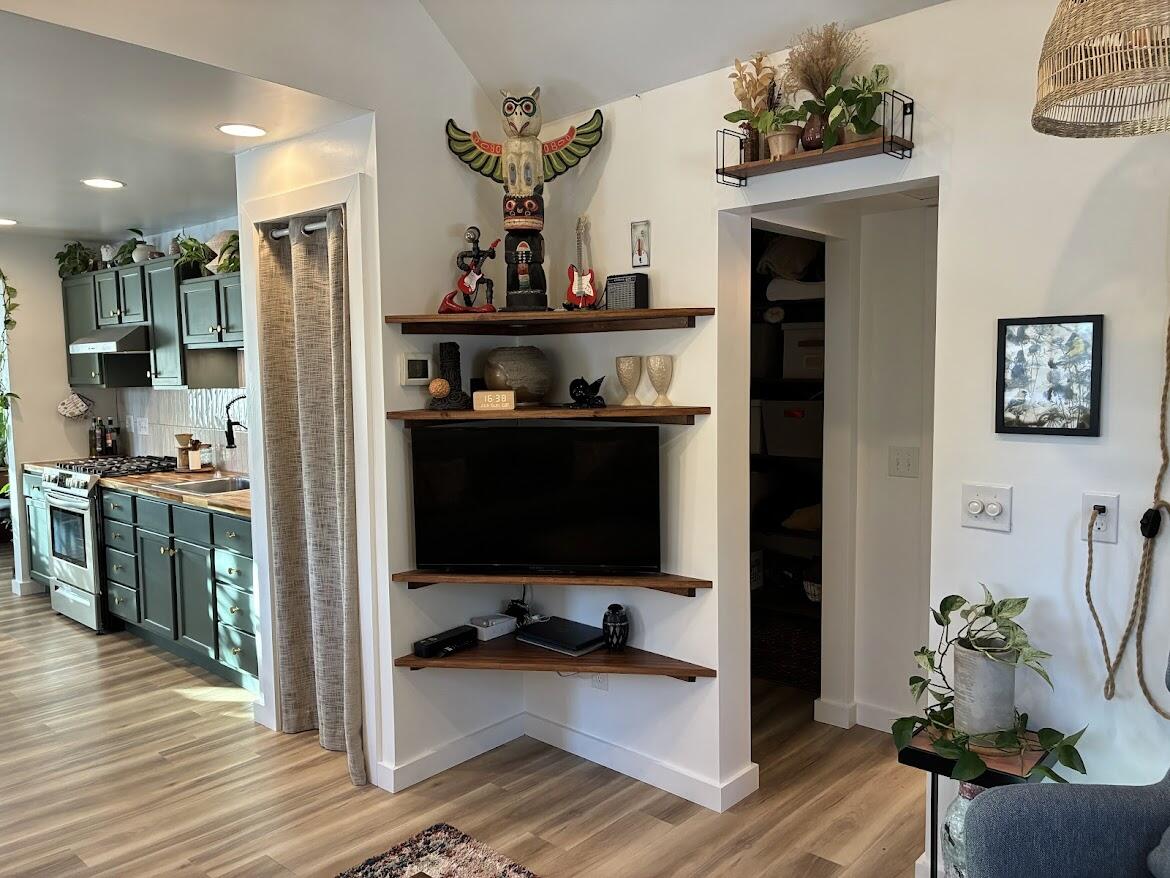 685 South Wagner Road Ann Arbor, MI 48103 - Photo 15 of 44 IMG_0737