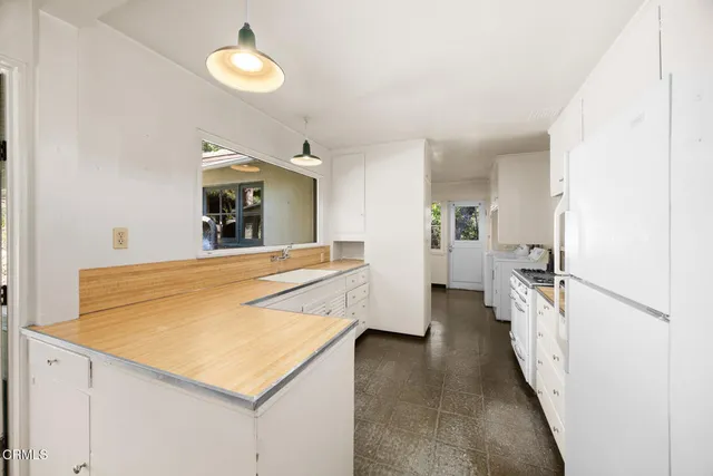 $1,598,000 | 1020 Foothill Street, South Pasadena, CA 91030