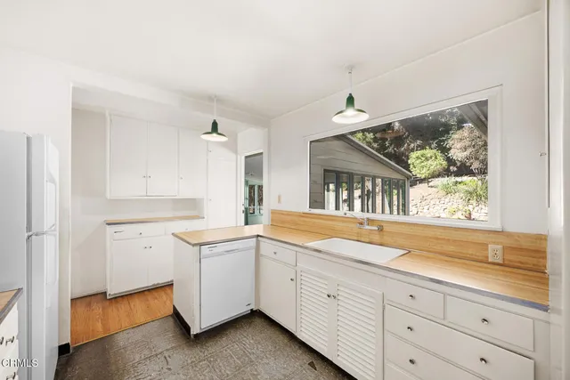 $1,598,000 | 1020 Foothill Street, South Pasadena, CA 91030