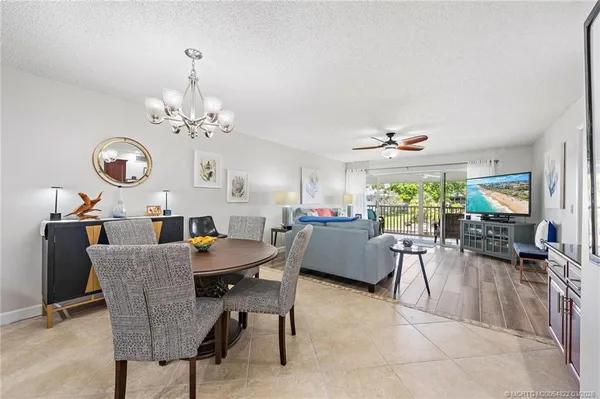 $335,000 | 1862 Southwest Palm City Road, Unit 203, Stuart, FL 34994