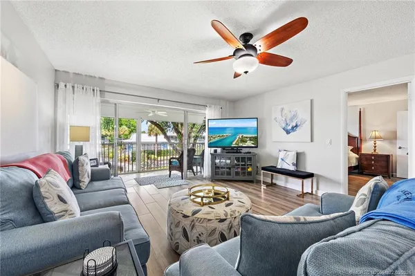 $335,000 | 1862 Southwest Palm City Road, Unit 203, Stuart, FL 34994