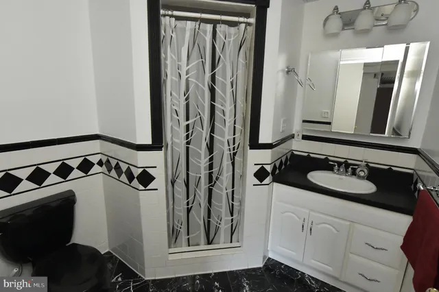 a view of a tall building