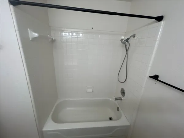 $1,750 | 7229 Aldea Drive, Unit B, Austin, TX 78745