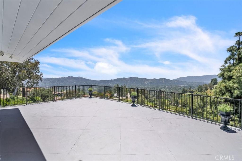 5441 Burning Tree Drive La Canada Flintridge, CA 91011 - Photo 27 of 32 a view of terrace with city view