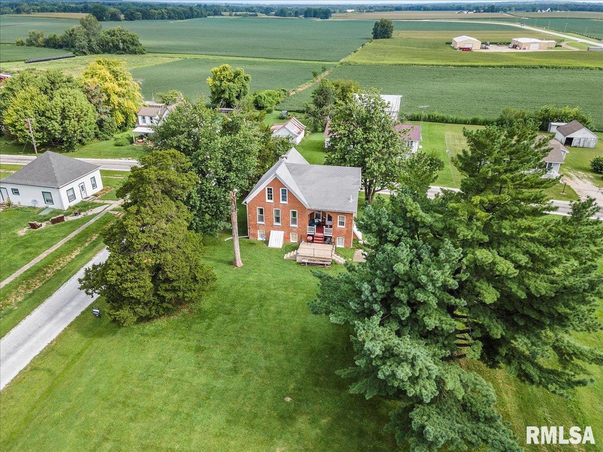 586 Moore Street Milton, IL 62352 - Photo 1 of 50 Gallery Image 1
