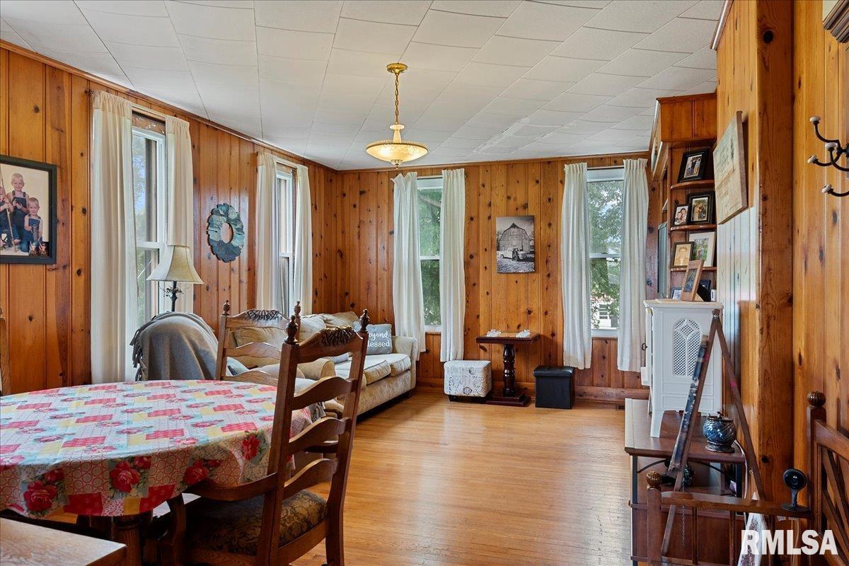 586 Moore Street Milton, IL 62352 - Photo 20 of 50 Gallery Image 20