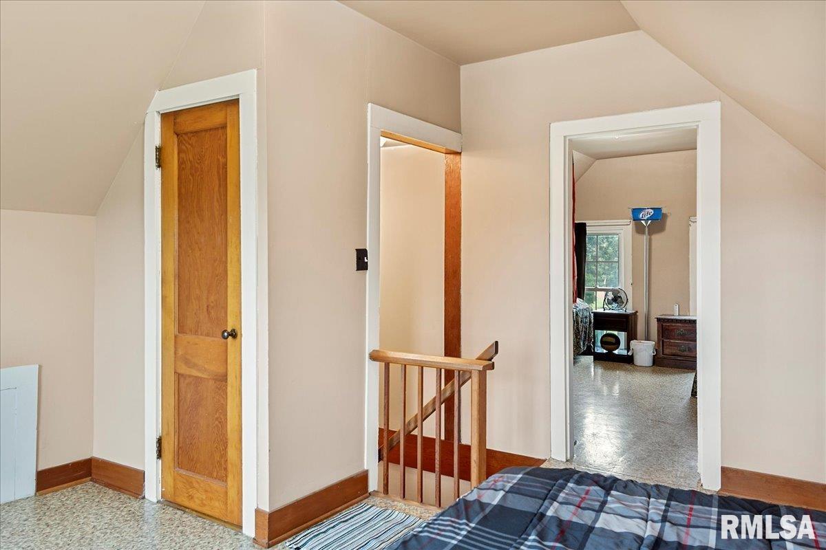 586 Moore Street Milton, IL 62352 - Photo 31 of 50 Gallery Image 31